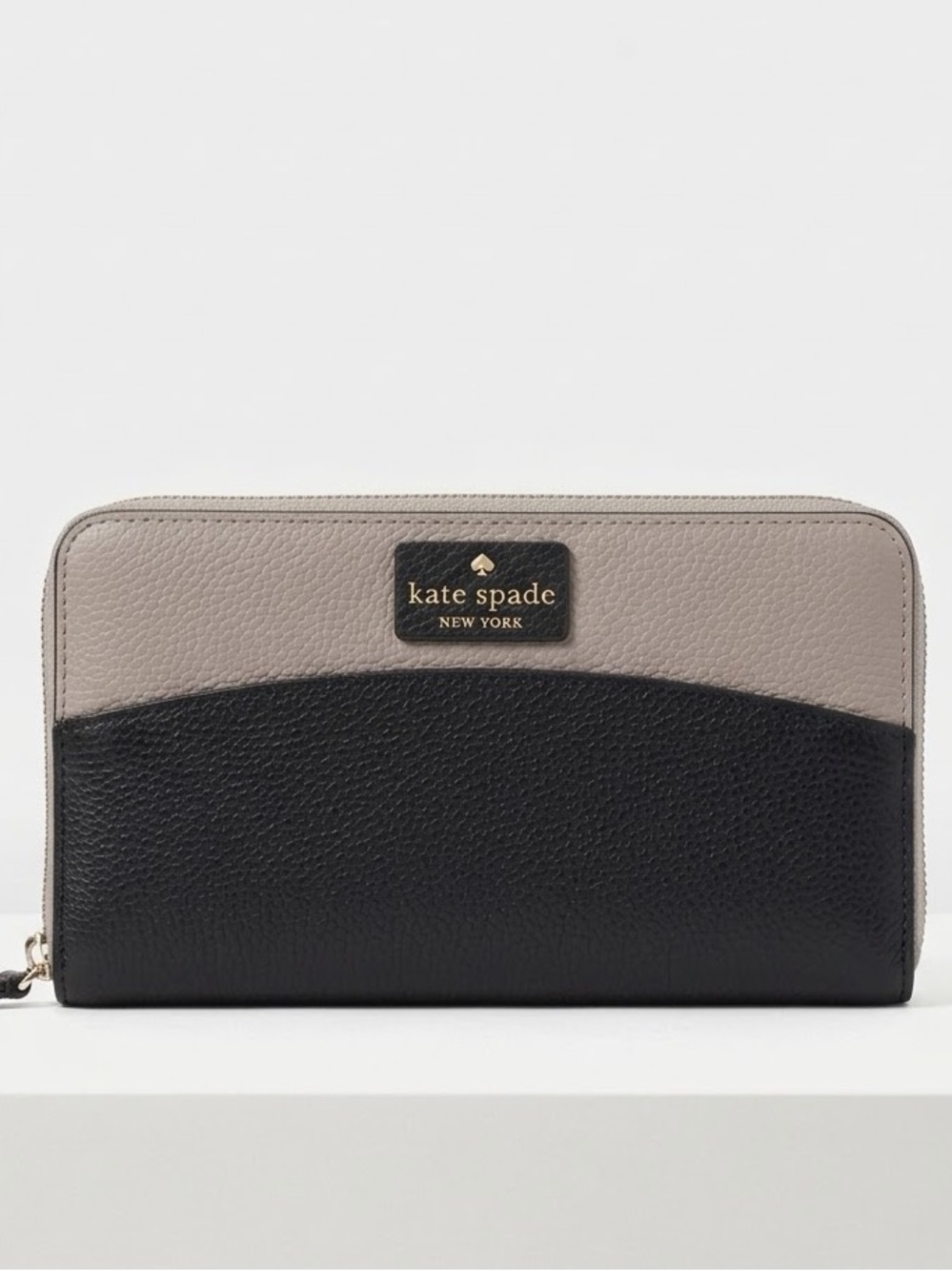 kate spade Black and Taupe Colorblock Zip Wallet